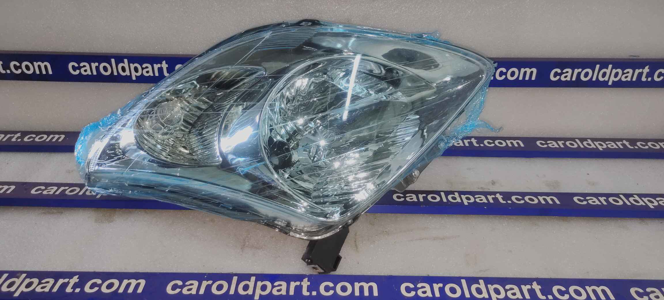 swift car front headlight price
